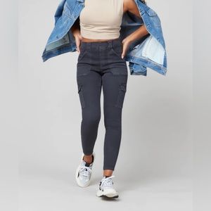 NWT SPANX Stretch Twill Ankle Cargo Pants